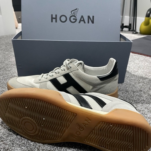 Hogan white suede trim sneaker - Picture 5 of 5